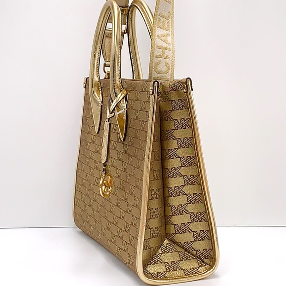 Michael Kors MK Mirella Medium EW Tote Crossbody , Shoulder Bag
PALE GOLD COLOR - Picture 6 of 16